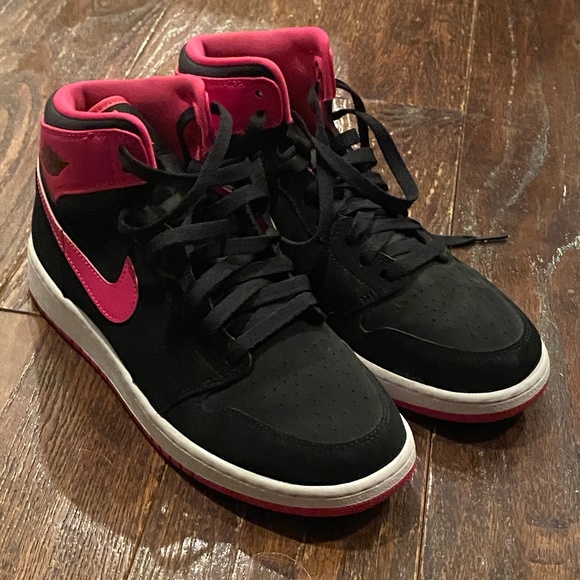 Nike Jordan 1 W - Picture 1 of 6